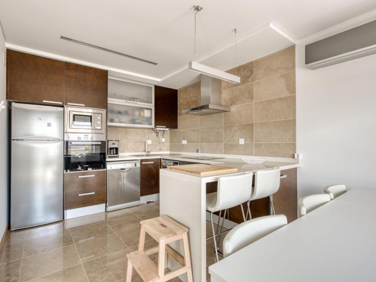 Modern Holiday Home In Salir Do Porto With Swimming Pool Salir de Porto Buitenkant foto