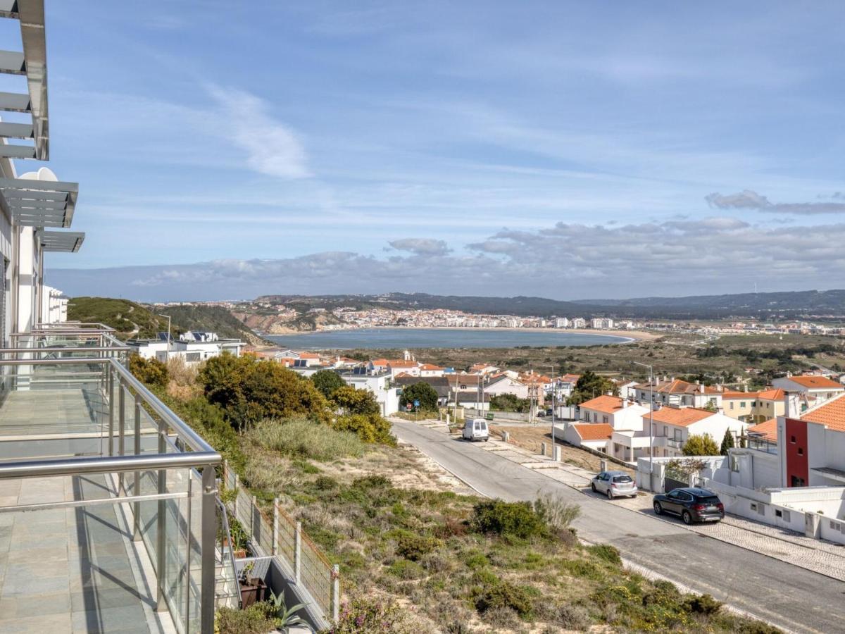 Modern Holiday Home In Salir Do Porto With Swimming Pool Salir de Porto Buitenkant foto