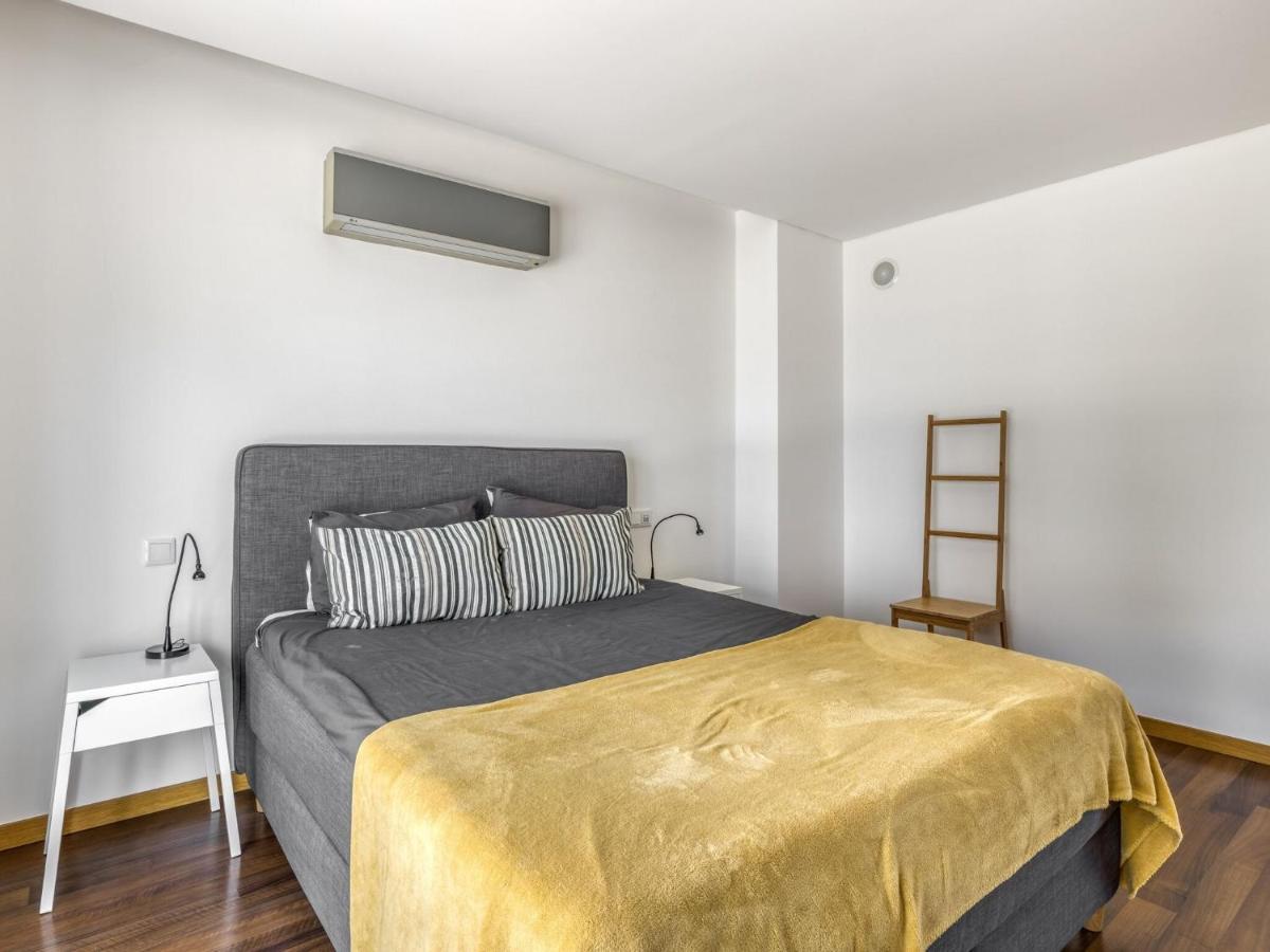 Modern Holiday Home In Salir Do Porto With Swimming Pool Salir de Porto Buitenkant foto