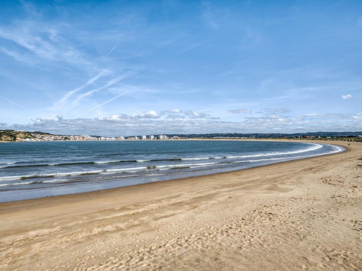 Modern Holiday Home In Salir Do Porto With Swimming Pool Salir de Porto Buitenkant foto