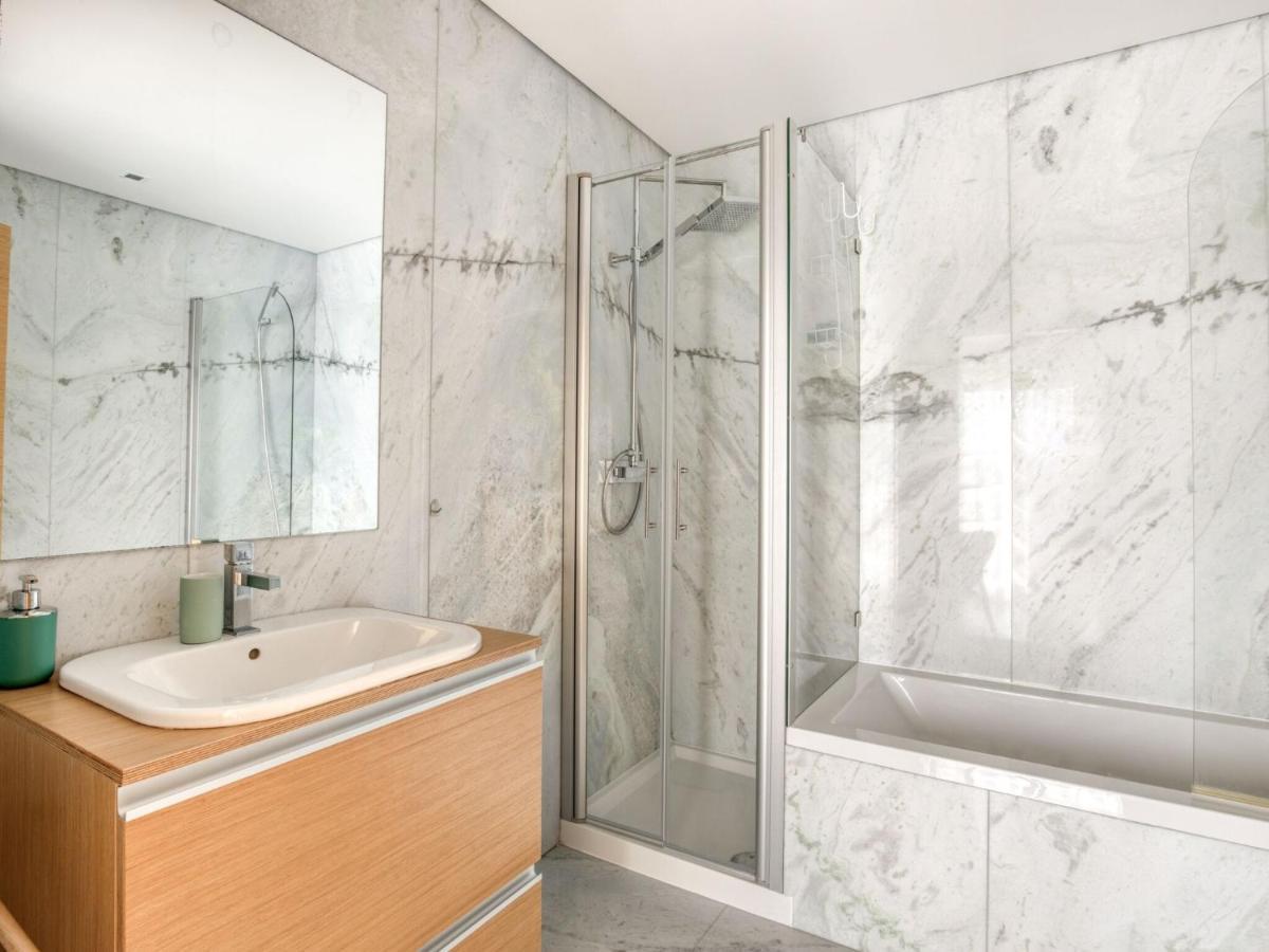 Modern Holiday Home In Salir Do Porto With Swimming Pool Salir de Porto Buitenkant foto