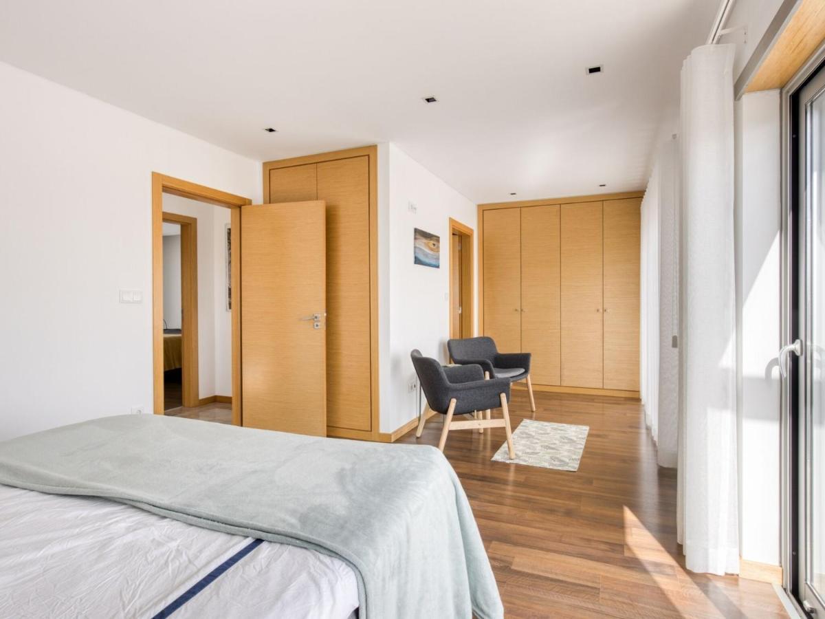 Modern Holiday Home In Salir Do Porto With Swimming Pool Salir de Porto Buitenkant foto