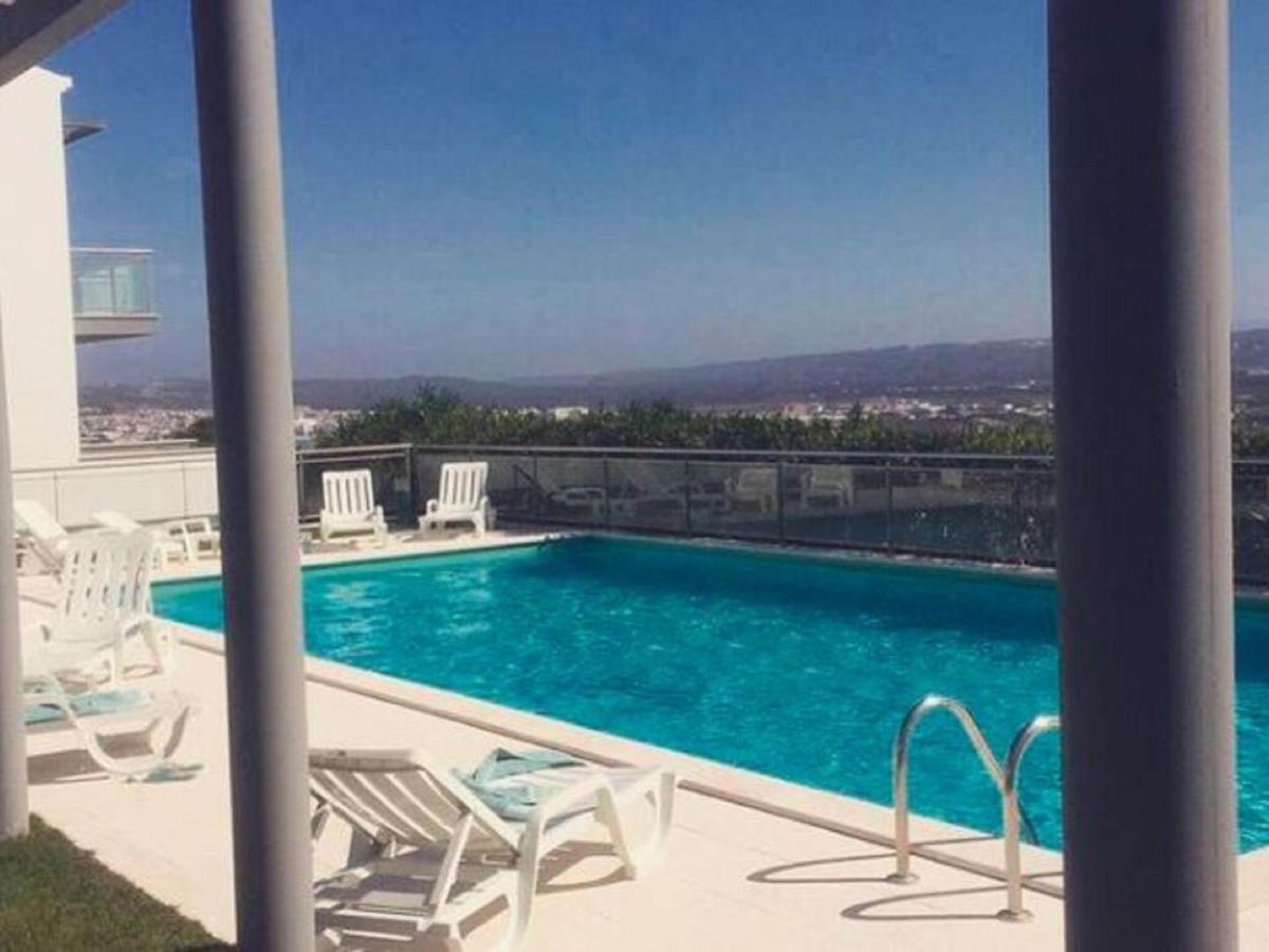 Modern Holiday Home In Salir Do Porto With Swimming Pool Salir de Porto Buitenkant foto