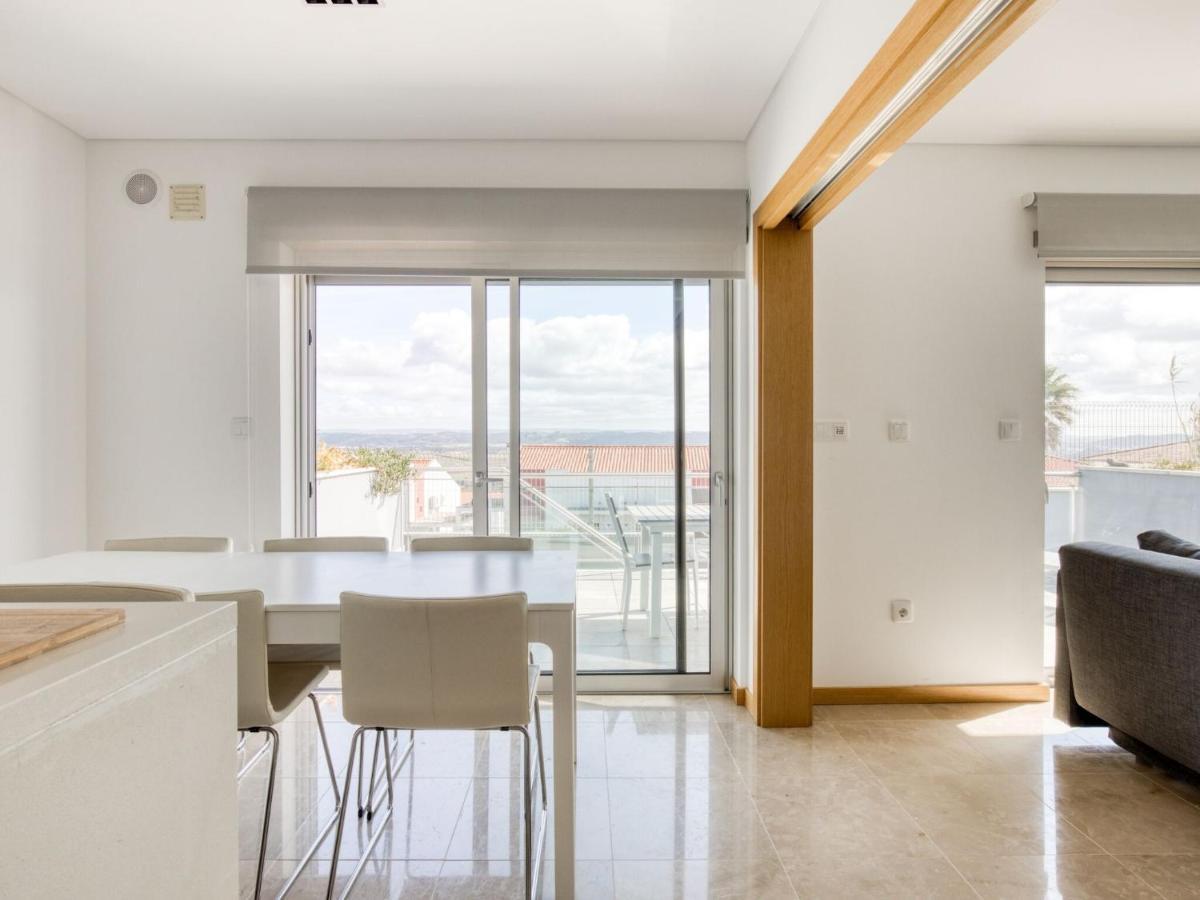 Modern Holiday Home In Salir Do Porto With Swimming Pool Salir de Porto Kamer foto