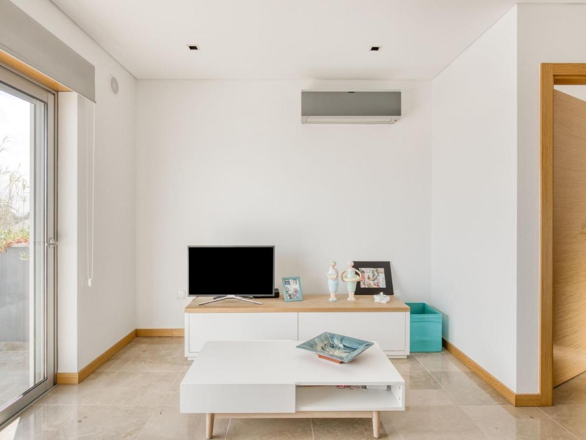 Modern Holiday Home In Salir Do Porto With Swimming Pool Salir de Porto Kamer foto